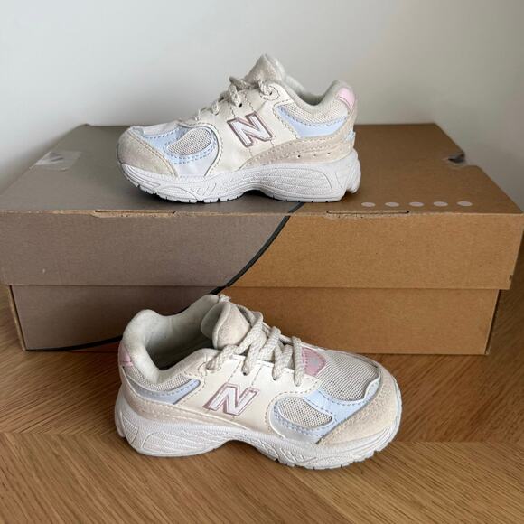 New Balance 2002 R Sea Salt/Pink/Ice Blue Toddler Sneakers - SZ 7 C - Picture 13 of 15